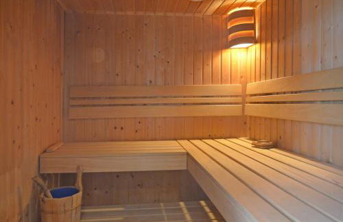 Lovely Group House near Winterberg with Private Sauna, Garden, & Terrace - Photo 8