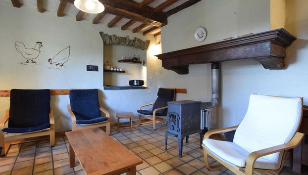 Wonderful Holiday Home in Noirefontaine - Photo 5, Living room