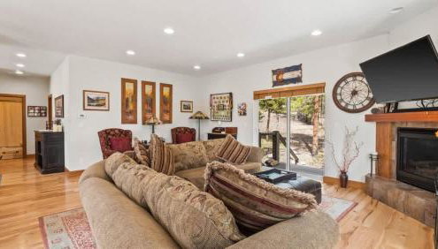 New Listing - Doc's Place - Beautiful Hot Tub Views - Foto 3