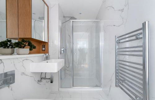 Beautiful 1 Bed Apartment in Ealing - Foto 16