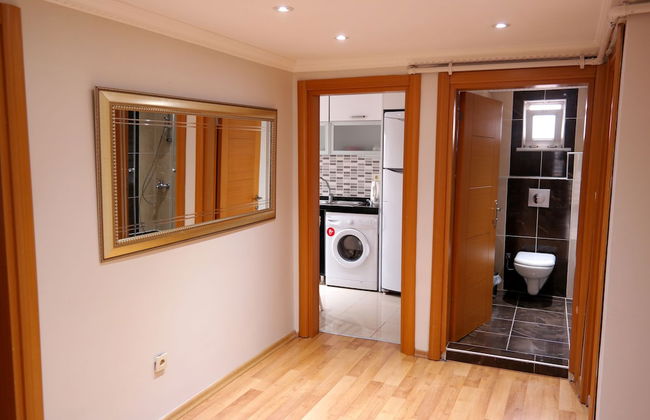 Sheriff Residence - Photo 3