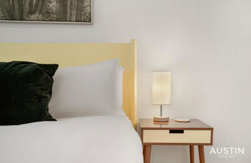 Stylish Austin Retreat w Luxurious King Bed and WD - Foto 18