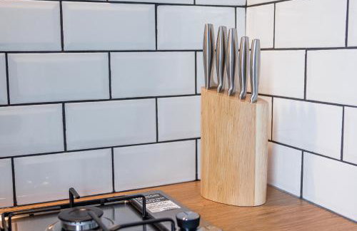 2 BR Home Perfect for Short and Long Term Stay - Foto 17