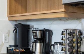 Amethyst Horizon - Stylish peaceful 2BR w zen Garden View Pool Gym - Foto 6