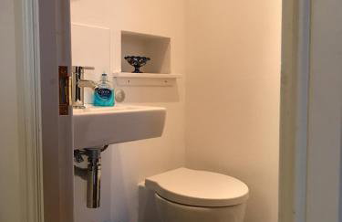 Scardroy Homes Inverness - Central 2 Bedroom with Parking WiFi Smart TVs Sleeps up to 6 - Foto 21