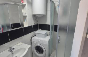 Apartment Lela - self check-in and check-out - Foto 16