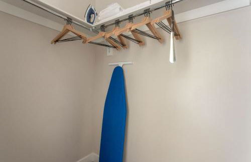 North Hollywood 1BR w Gym Pool Roof nr Metro LAX-853 - Foto 15