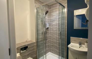 Entire Spacious 3-Bed Family Home, City Centre, Free Parking, Garden - Foto 38