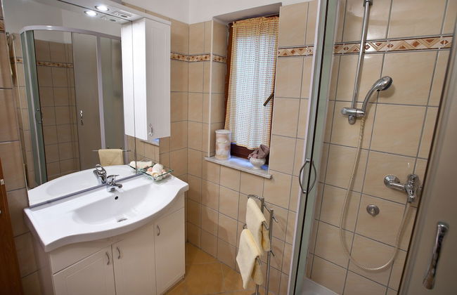 Sunčani Apartments - Foto 16