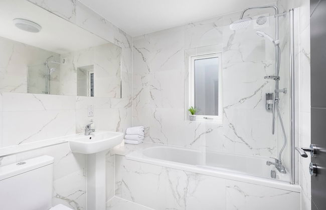 Skyvillion Vineyard Court, Enfield, 2 Bed, With Garden - Photo 19