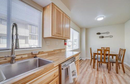 Anchorage Apartment Rental with Mountain Views! - Photo 11