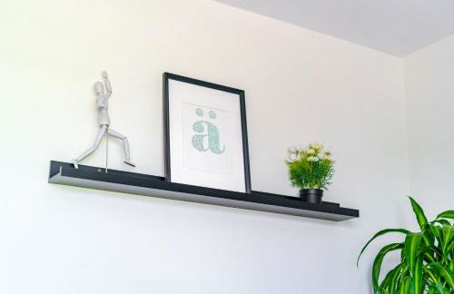 Jungle House Columbus Short North Downtown Free Parking - Steps to Convention Center & Nationwide Arena - 1BR Luxury Home - Sleeps 6 - Over 5,800 Five Star Stays - Foto 28