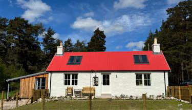 Secluded Rural Retreat with Bike-store on Royal Deeside - Photo 2