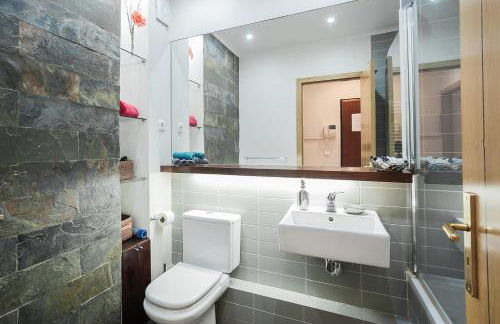 LV Premier Apartments Baixa- PR - Photo 18