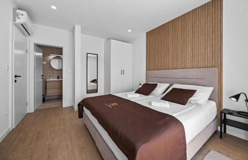 Nice Home In Marasi With Wifi - Foto 33