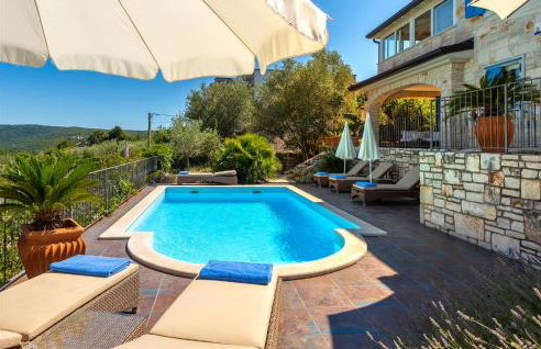 Stunning Home In Malinska With Wifi - Photo 10