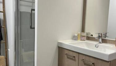 Superbe Appart 2P pour 4 pers à 5 min TGV RER Orly - Foto 3