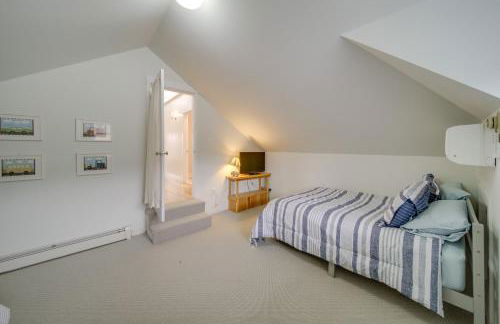 Scenic Loon Lake Adventure Retreat with Dock! - Foto 25