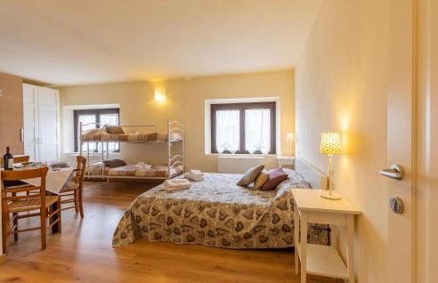 Beautiful Apartment In Avaglio - Foto 4