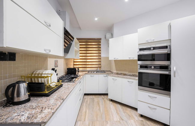 The Azaria Hotel & Apartment - Foto 35