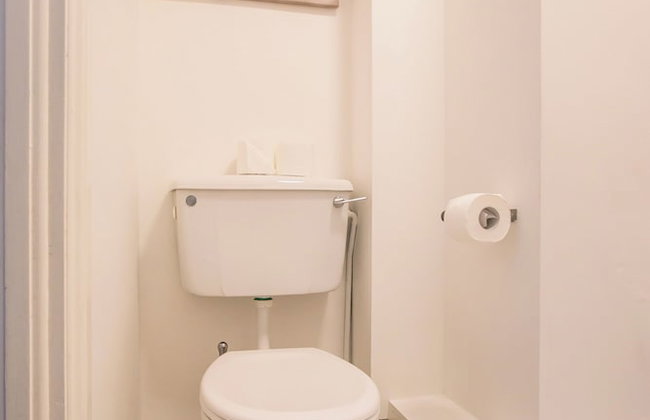 Grand Canal District Apartments - Photo 63