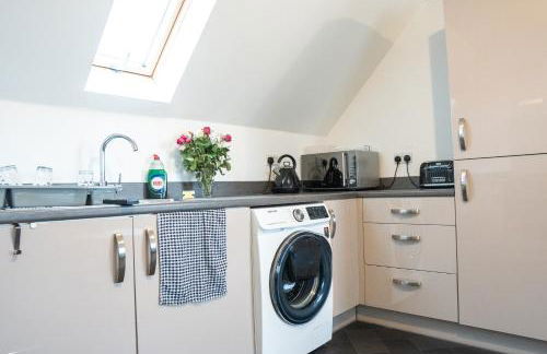 Stunning Two-Bedroom Apartment at A3REE, Free Parking, near Cribbs Causeway Mall - Foto 50