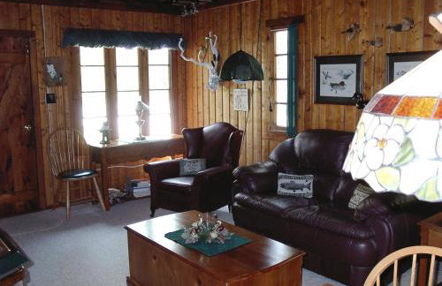 Lake Access! Twin Birch Resort - The Brown Bear - Foto 18