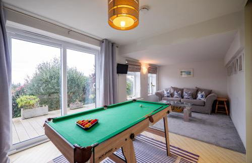 Spacious Coastal Retreat with Sea Views - Foto 48