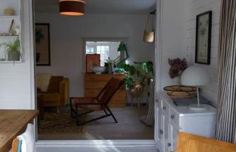 Cosy Canal-side lodge with log burner - Foto 42