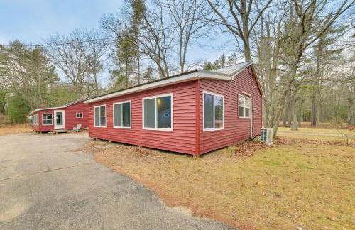Oscoda Cabin with Charcoal Grill Walk to Lake Huron - Foto 23