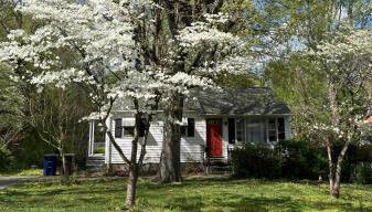 Classy Catch - Photo 2