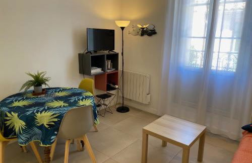 P3, 2 bedrooms, quiet, Montpellier city center - Photo 5