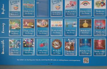 Family breaks at Rockley Park with Prosecco and a box of chocolates on arrival - Photo 26