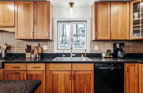 M22 Birch House - Family friendly with shared beach & large kitchen - Foto 14