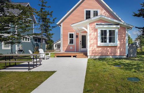 Coho Cottage, Village of Empire MI, Steps from SBD - Foto 29