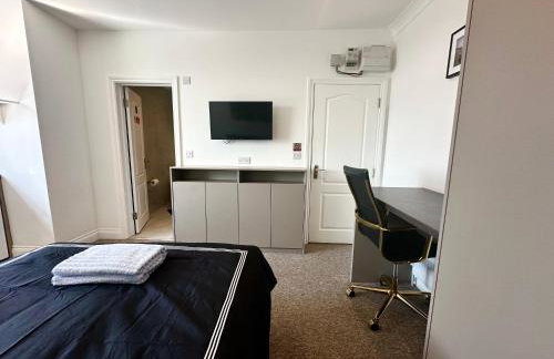 Sunny Modern, Private Apartment,15 Mins To Central London - Photo 7