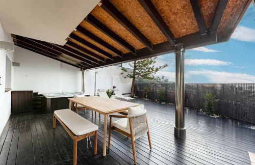 Exclusive Villa with Sea View Near Center - Foto 39