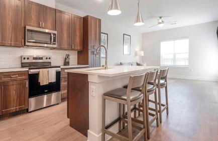 Landing Beautiful 2BD Gym Pool - Foto 35