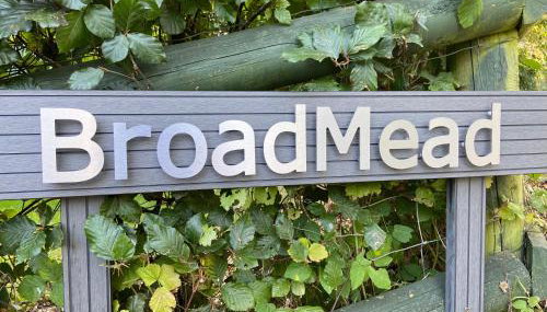 Broad Mead - Photo 2