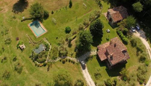 Villa I Camini - Outbuilding, dependance - Swimming pool - Garden - BBQ and fireplaces - Soccer field - Foto 2, Garden, Garden view