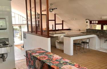 Casa Histórica de Sérgio Ferro - Arquitetura Moderna - Foto 6