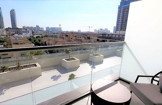 Park View Gorgeous Studio With Balcony - Photo 13