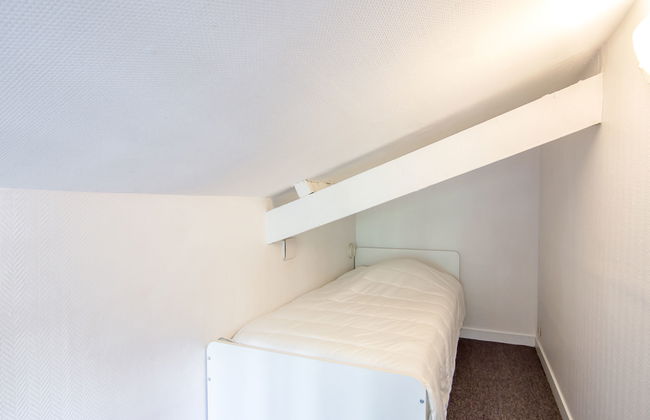 1 bedroom Apartment in La Richardais with garden - Photo 5