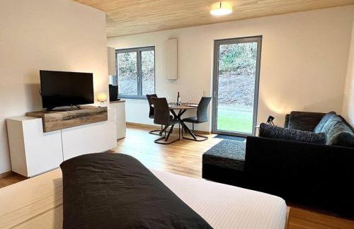 Studio Tiengen - zentraler Neubau - Barrierefrei im Erdgeschoss - Foto 1