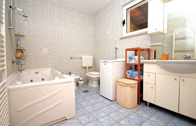 Picturesque Escape Holiday Home With Pool and Sauna - Foto 17