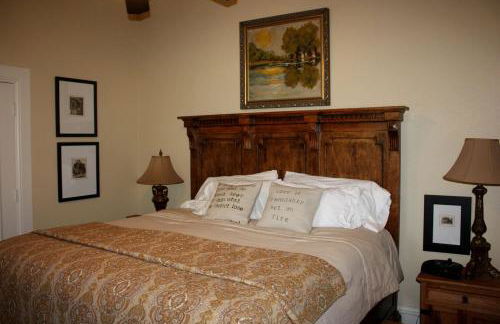 Peaceful Cottage on Farm in Idyllic Countryside near Fort Worth, Texas - Photo 6