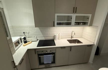 Stylish Haven in Chic Salamanca - Foto 13