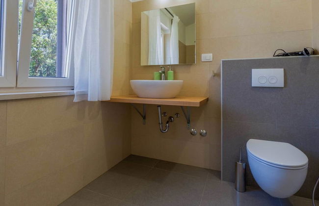 Gorgeous Villa With Private Pool and Covered Terrace & Sea View - Foto 12