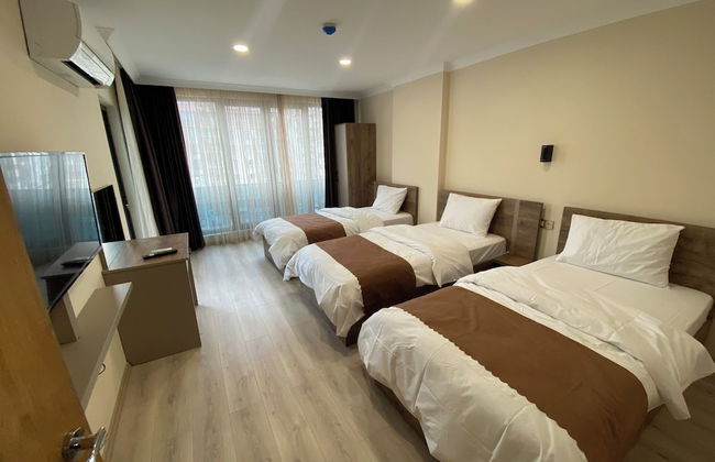 Rena Grand Residence & Suite - Photo 8