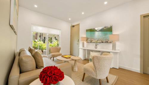 Lux Designer Apt 2BR and 2BA in the Heart of MIA Beach - Foto 2